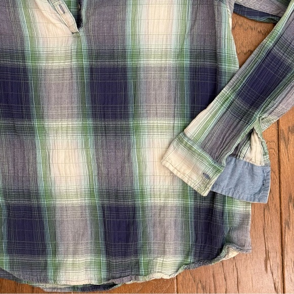 Ruff Hewn Blue Chambray Shirt - Picture 4 of 5